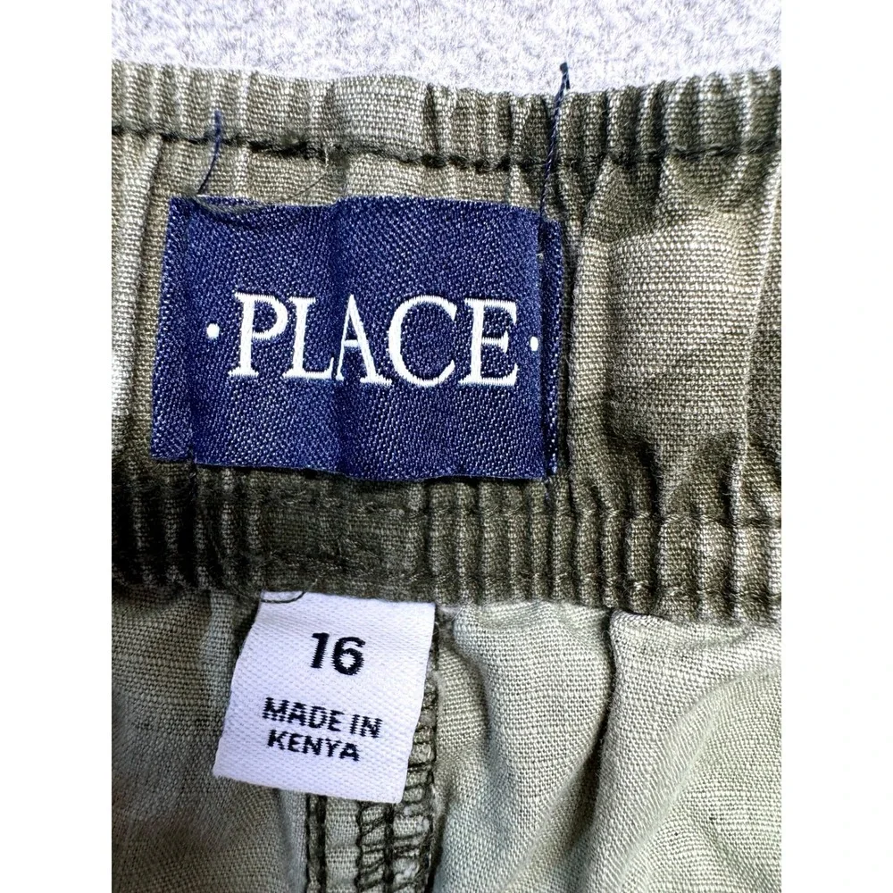 The Childrens Place Cargo Shorts Kids Size 16 Green Camo Elastic Waist Cotton